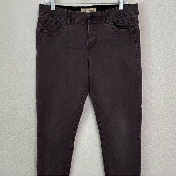 Democracy Ab Technology Gray Skinny Comfort Jeans - Picture 2 of 13